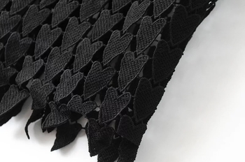 Αθλητικό-κομψό γυναικεία φούστα από δαντέλα σε μαύρο χρώμα