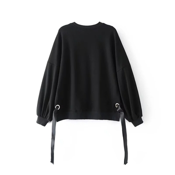 Есенно-зимна дамска блуза в черен цвят с връзки