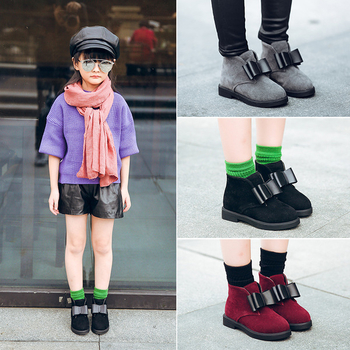 Γλυκιές  παιδικές μπότες για κορίτσια με κορδέλα σε τρία χρώματα