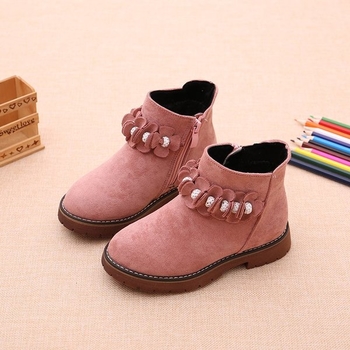 Κομψές παιδικές μπότες για κορίτσια σε κόκκινο, μαύρο και ροζ χρώμα