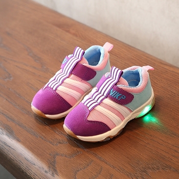 Αθλητικά παιδικά  παπούτσια για κορίτσια και αγόρια - φωτεινά, κατάλληλα για την  καθημερινή ζωή