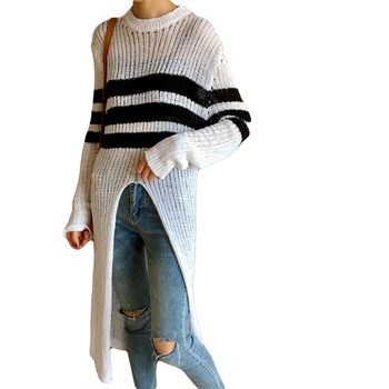 Όμορφο γυναικείο πουλόβερ σε μακρύ σχέδιο και σε δύο χρώματα