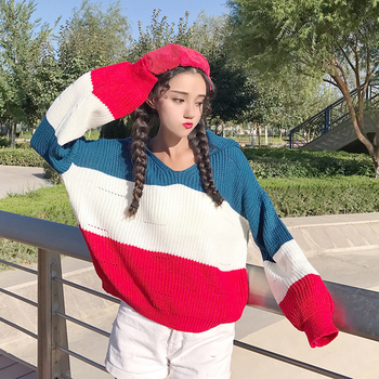 Γυναικείο πουλόβερ για το φθινόπωρο και το χειμώνα με κουκούλα σε τρία χρώματα