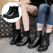 Κομψές ανδρικές και γυναικείες μπότες με ανθεκτικά χοντρά πέλματα