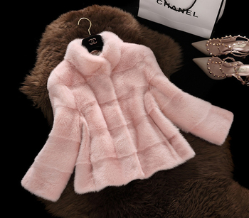 Стилно дамско топло палто от мека,много удобна материя