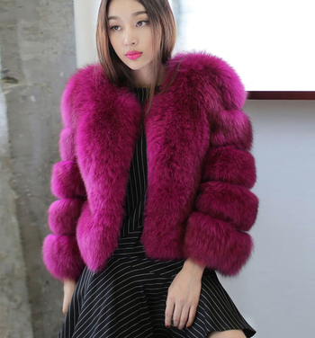 Γυναικείο παλτό με κολάρο σε σχήμα O και κομψή μαλακή γούνα