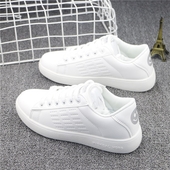 Απλά γυναικεία παπούτσια με χαμόγελο στο πίσω μέρος