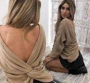 Πολύ κομψή γυναικεία μπλούζα με συμμετρικό σχεδιασμό