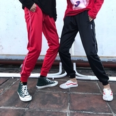 Καθημερινά αθλητικά παντελόνια για άνδρες σε τρία χρώματα