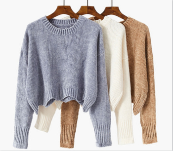 Σύντομο  γυναικείο πουλόβερ με κολάρο σε σχήμα O, 3 μοντέλα