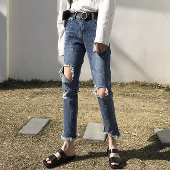 Γυναικεία τζιν  Slim  με υψηλή μέση - σχισμένα και patched