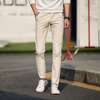 Спортно-елегантни мъжки панталони от модела slim fit в четири различни цвята