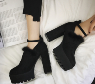 Εξαιρετικά γυναικεία παπούτσια υψηλών τακουνιών με μαλακή κουκούλα και σκληρή αντιολισθητική σόλα