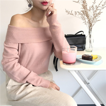 Ежедневен дамски пуловер с полуголи рамене в три цвята