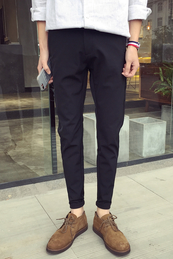 Нов актуален мъжки ежедневен панталон в черен цвят