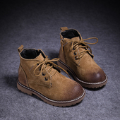 Κομψές μπότες για αγόρια σε τρία χρώματα